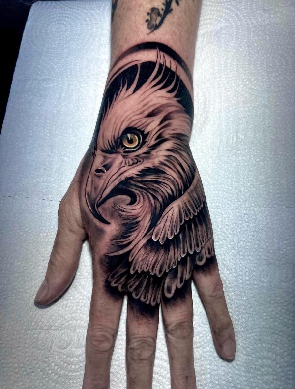 50 Eagle Tattoos: Symbolism, Culture and Design