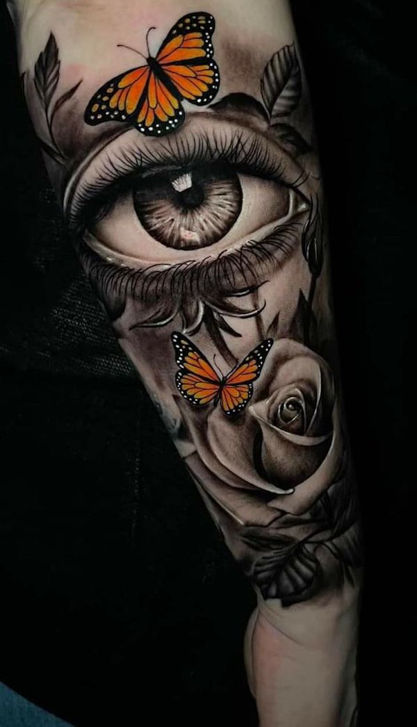 Monarch Butterfly Tattoos – Symbolism and Creativity