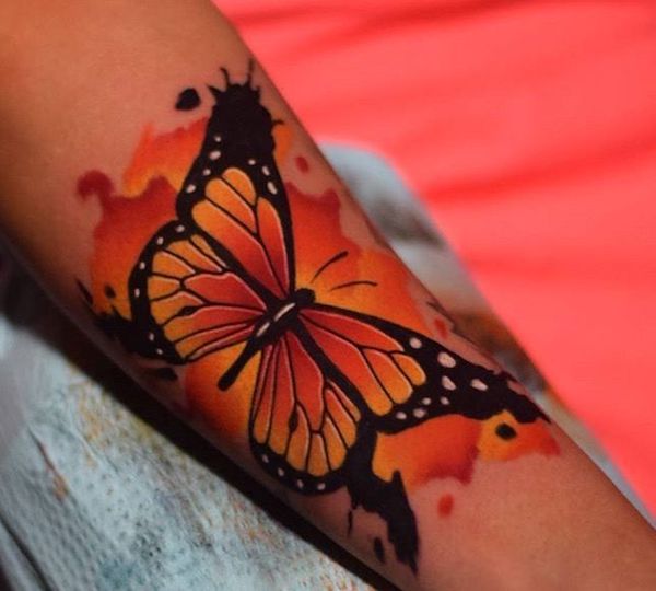 Monarch Butterfly Tattoos – Symbolism and Creativity