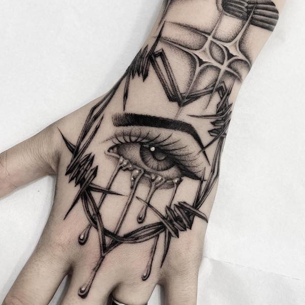 150 Hand Tattoos: Ideas and Meanings
