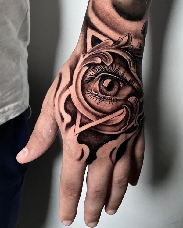 150 Hand Tattoos: Ideas and Meanings