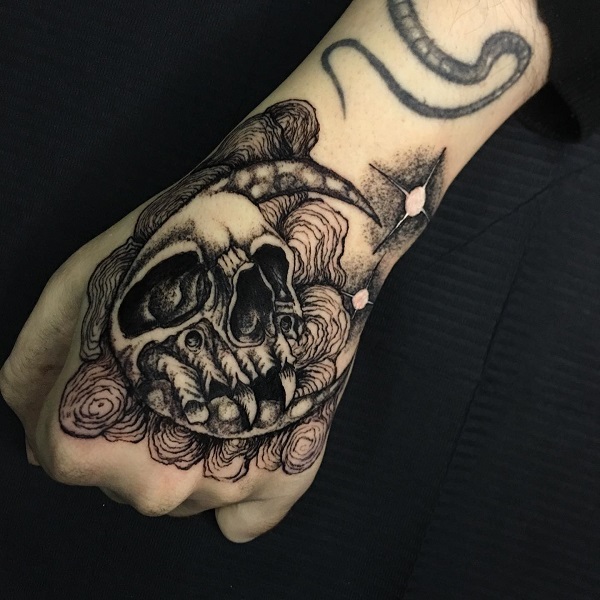 150 Hand Tattoos: Ideas and Meanings