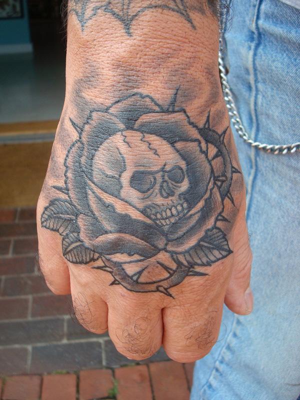 150 Hand Tattoos: Ideas and Meanings
