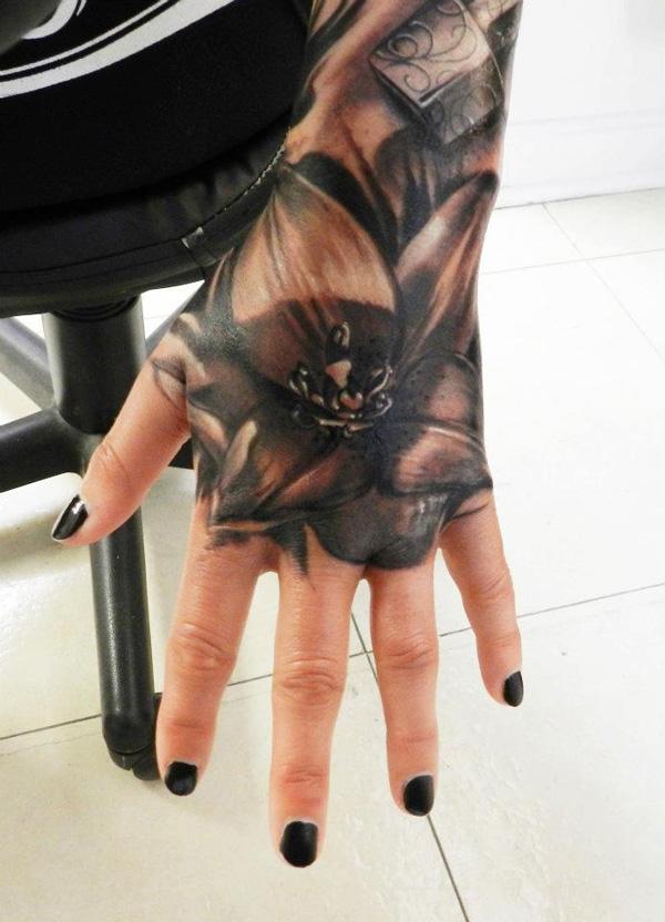 150 Hand Tattoos: Ideas and Meanings