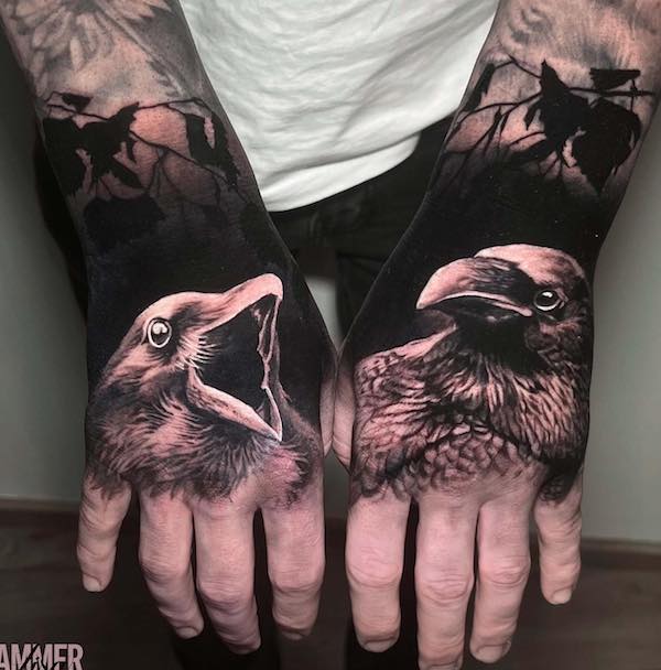 150 Hand Tattoos: Ideas and Meanings