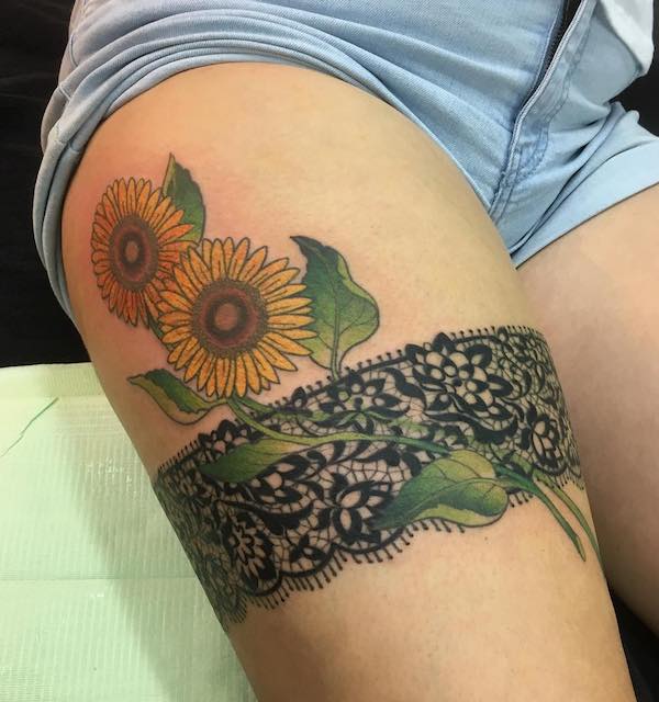 Garter Tattoos: The Perfect Blend of Sultry and Sweet