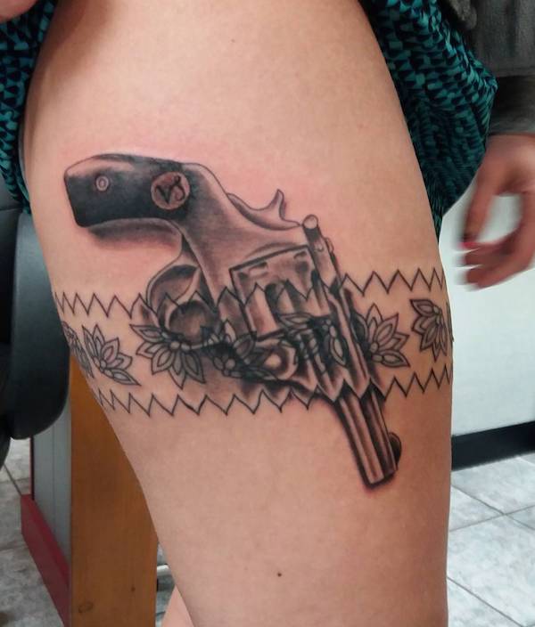 Garter Tattoos: The Perfect Blend of Sultry and Sweet
