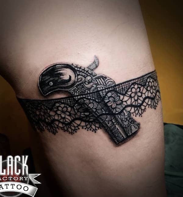 Garter Tattoos: The Perfect Blend of Sultry and Sweet