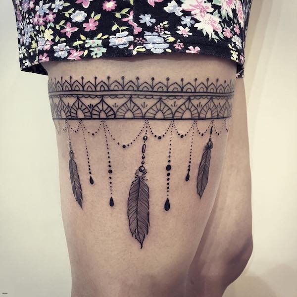 Garter Tattoos: The Perfect Blend of Sultry and Sweet