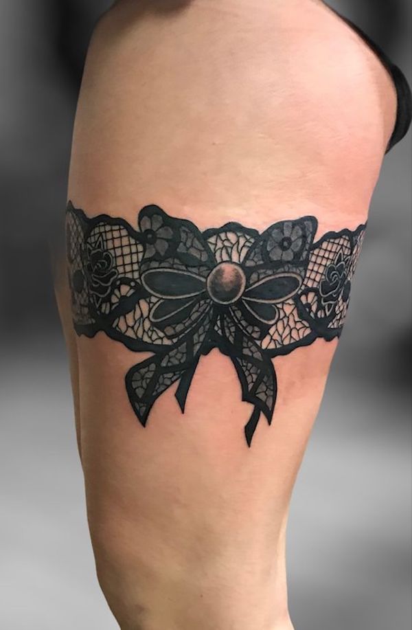 Garter Tattoos: The Perfect Blend of Sultry and Sweet