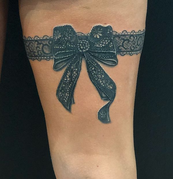 Garter Tattoos: The Perfect Blend of Sultry and Sweet