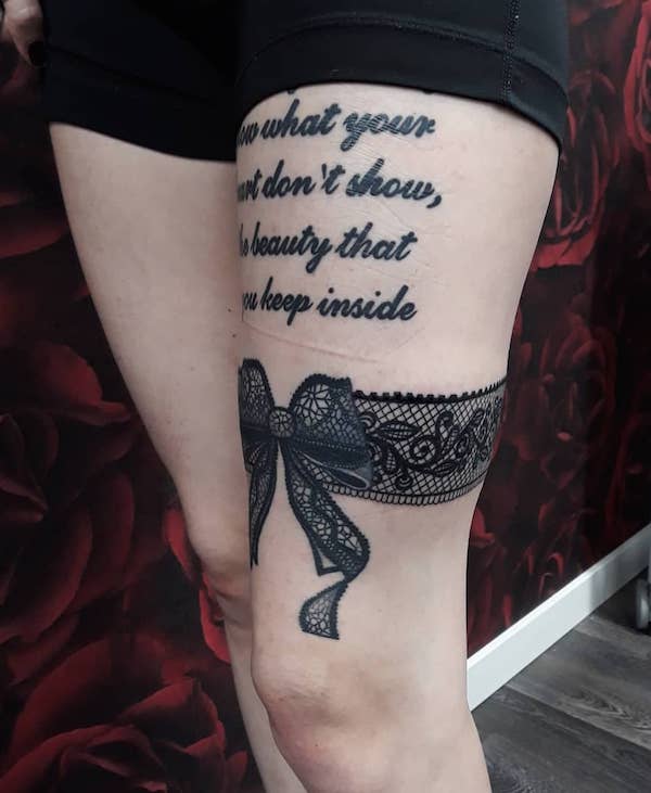 Garter Tattoos: The Perfect Blend of Sultry and Sweet