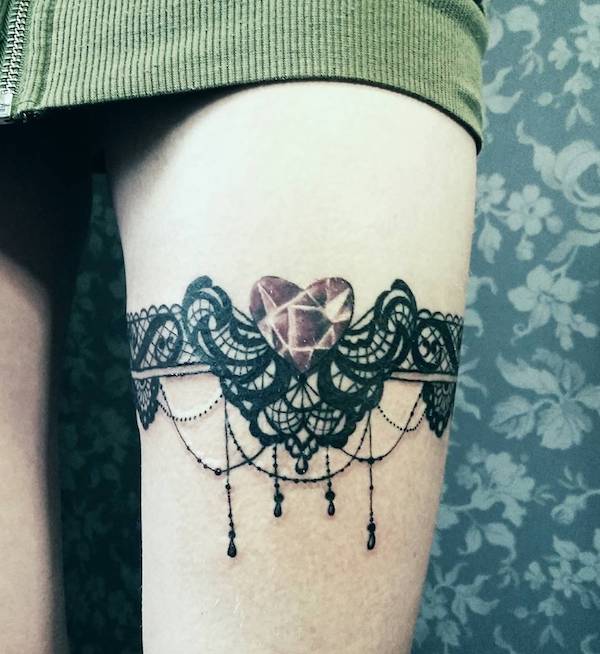 Garter Tattoos: The Perfect Blend of Sultry and Sweet