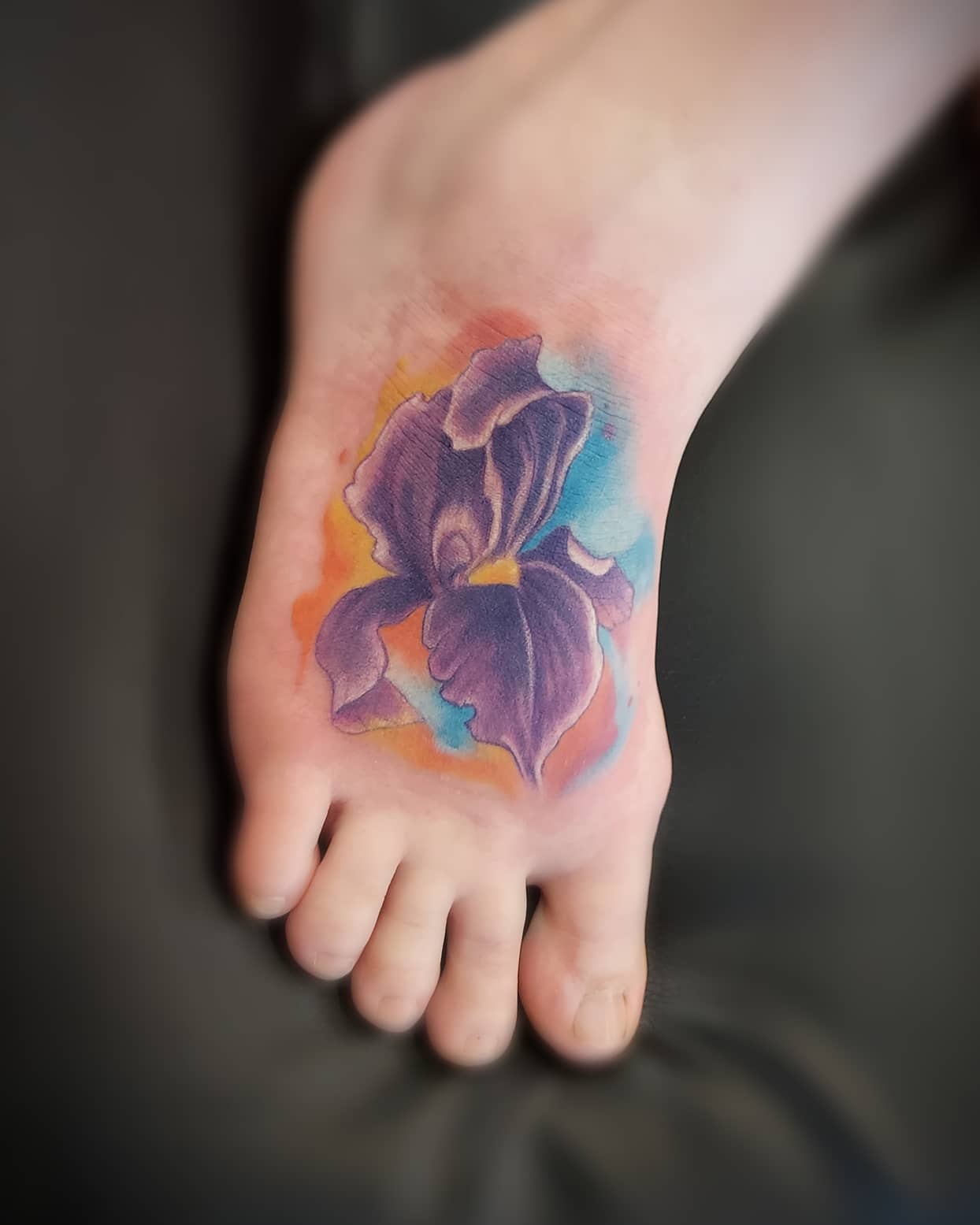 Iris Tattoos: A Blooming Expression of Artistic Beauty