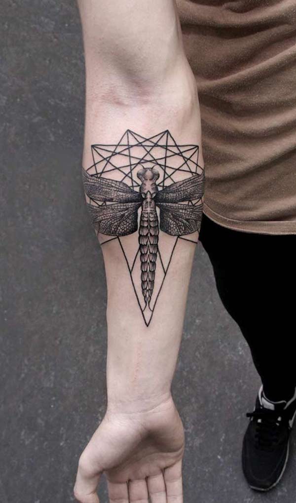 90 Feminine and Inspiring Dragonfly Tattoos for Women