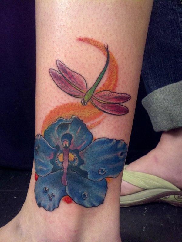 90 Feminine and Inspiring Dragonfly Tattoos for Women