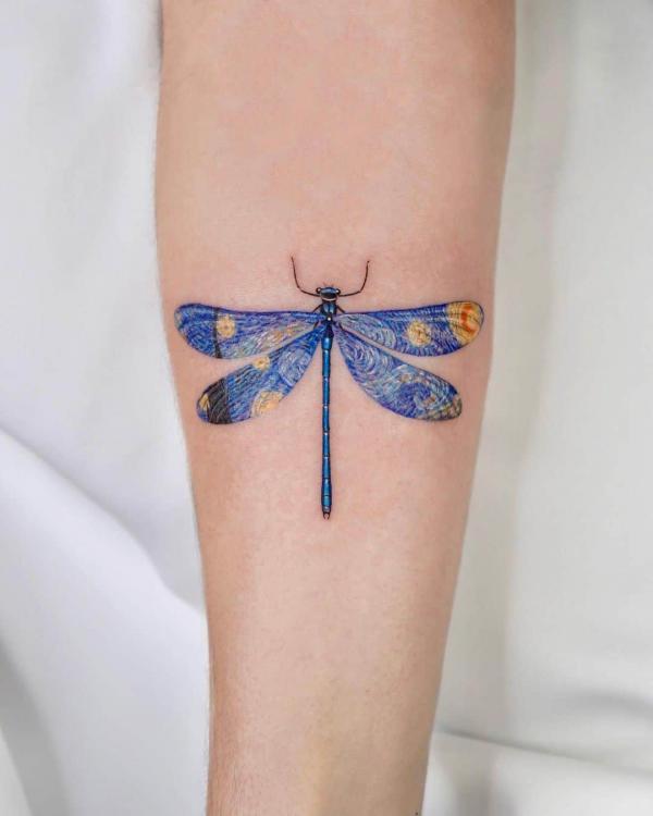90 Feminine and Inspiring Dragonfly Tattoos for Women