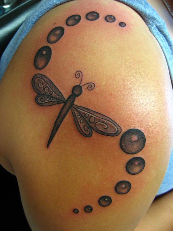 90 Feminine and Inspiring Dragonfly Tattoos for Women