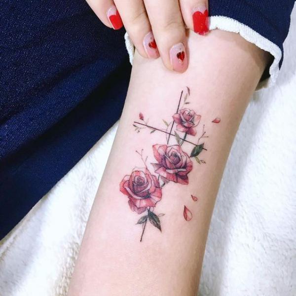 30 Cross with Rose Tattoo Ideas for Men and Women