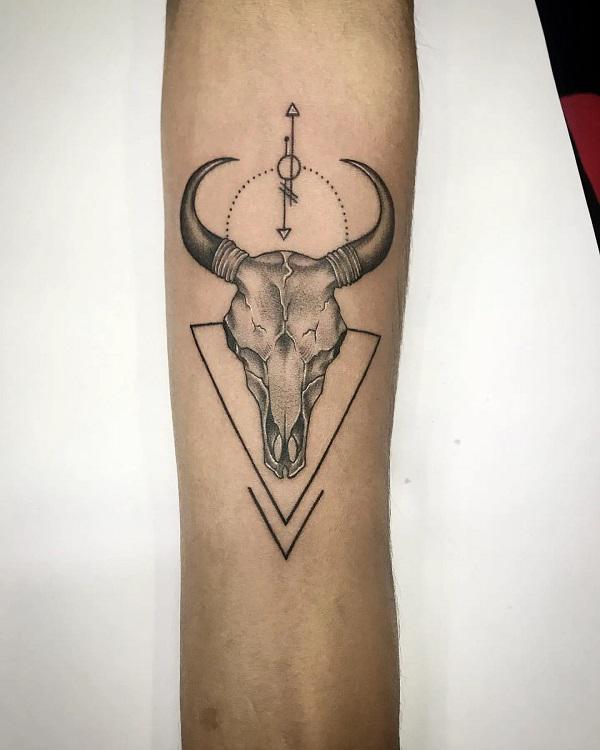 50+ Meaningful Bull Skull Tattoo Designs