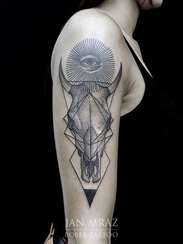 50+ Meaningful Bull Skull Tattoo Designs