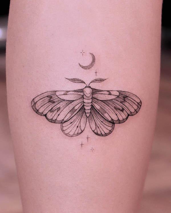 Moth Tattoo Meanings: Unveiling the Symbolism Behind the Designs