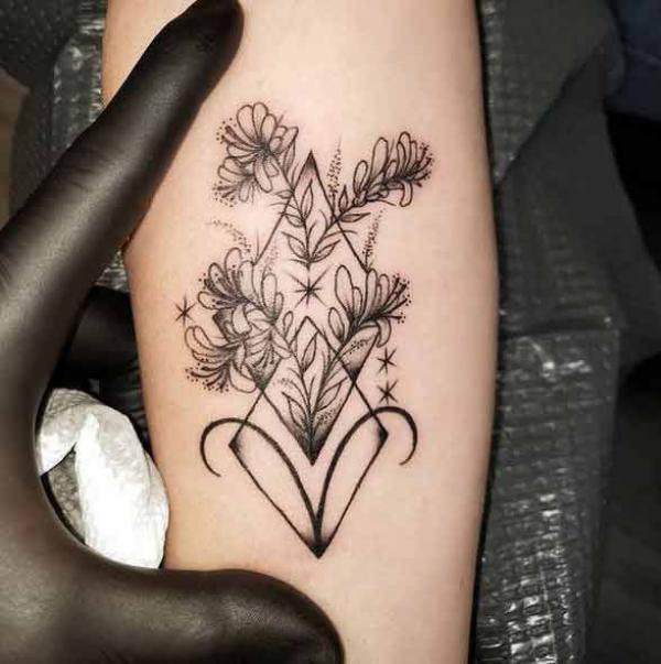 Honeysuckle Tattoos: Symbolism and Design Inspiration