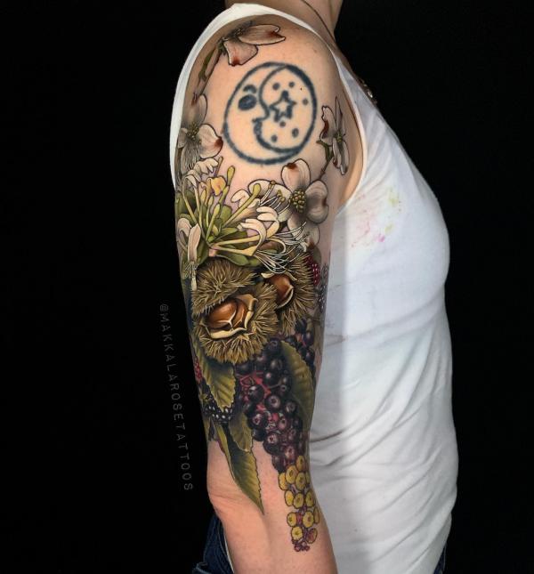 Honeysuckle Tattoos: Symbolism and Design Inspiration