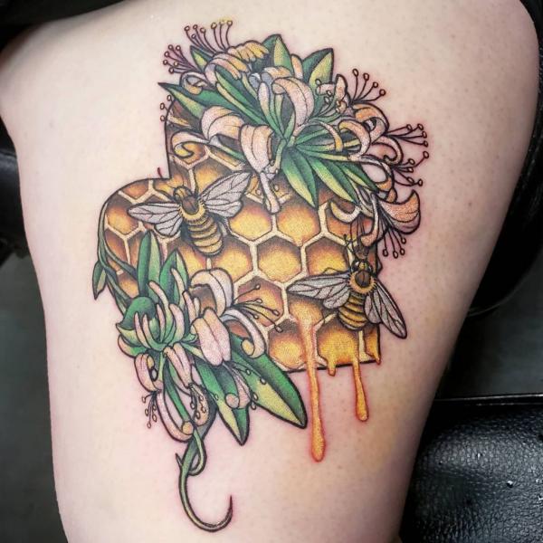 Honeysuckle Tattoos: Symbolism and Design Inspiration