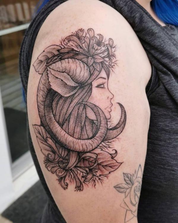 Honeysuckle Tattoos: Symbolism and Design Inspiration