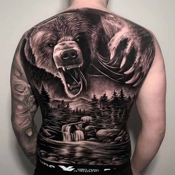 Grizzly Bear Tattoos: Symbolism and Design Ideas