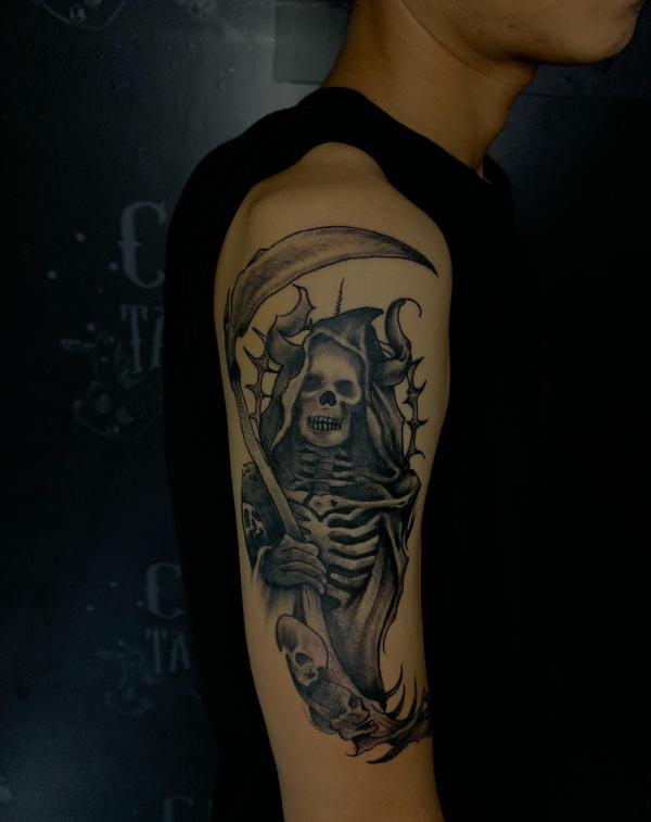 30 Meaningful Grim Reaper Tattoo Designs