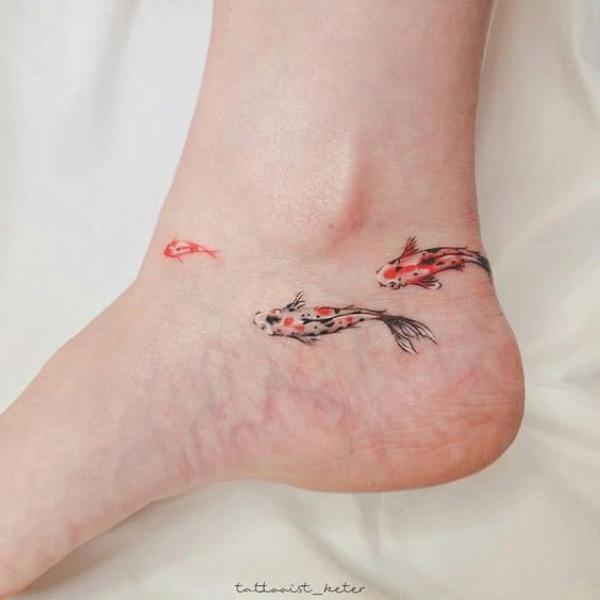 20 Feminine Small Koi Fish Tattoos You will Adore