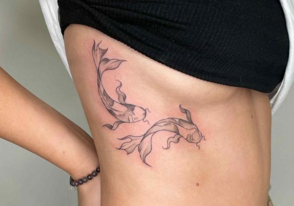 20 Feminine Small Koi Fish Tattoos You will Adore
