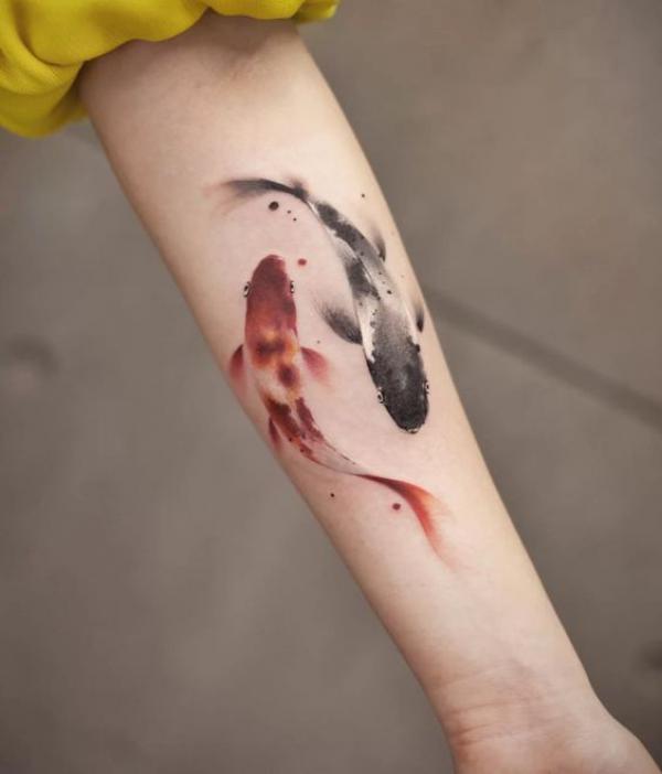 20 Feminine Small Koi Fish Tattoos You will Adore