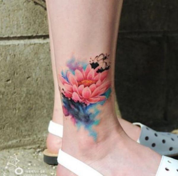 40 Unique Water Lily Tattoos: Designs and their Meanings