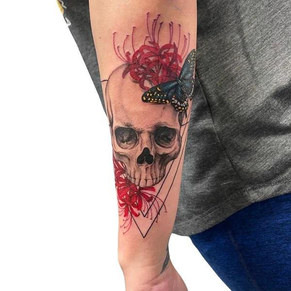 Unveiling the Beauty and Symbolism of Spider Lily Tattoos