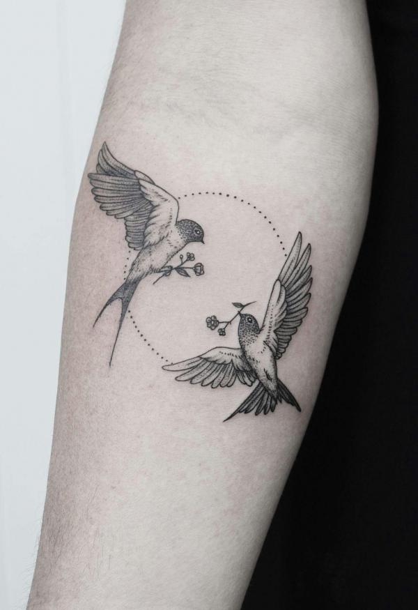 70 Amazing Hummingbird Tattoo Designs