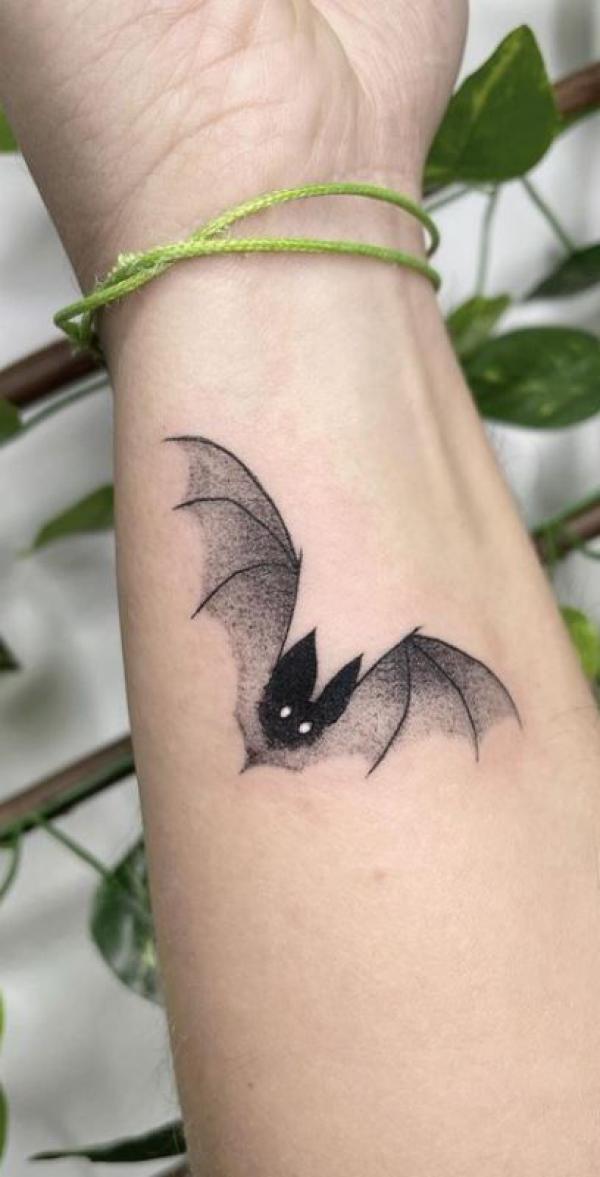 Bat Tattoos: Meanings, Styles and Design Ideas