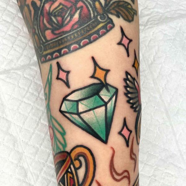 60 Inspiring Diamond Tattoo Designs and Their Meanings