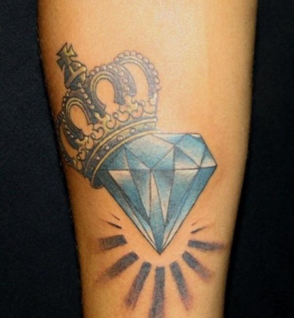 60 Inspiring Diamond Tattoo Designs and Their Meanings