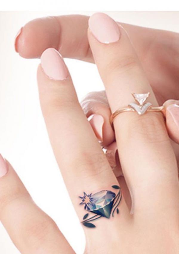 60 Inspiring Diamond Tattoo Designs and Their Meanings