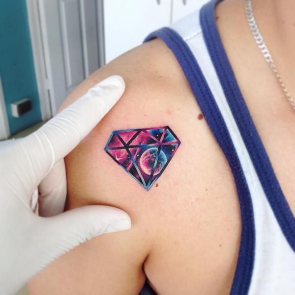 60 Inspiring Diamond Tattoo Designs and Their Meanings