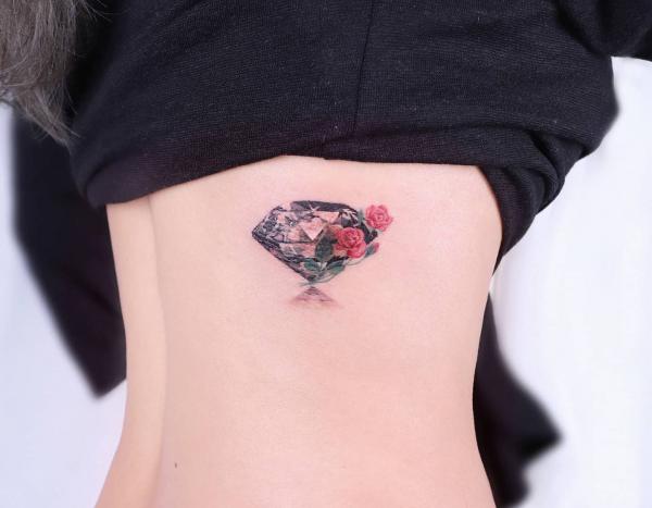 60 Inspiring Diamond Tattoo Designs and Their Meanings