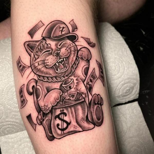 Money Bag Tattoos: Wealth, Ambition, and Artistry