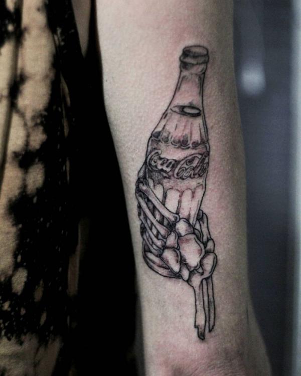 60 Skeleton Hand Tattoo Ideas with Meaning