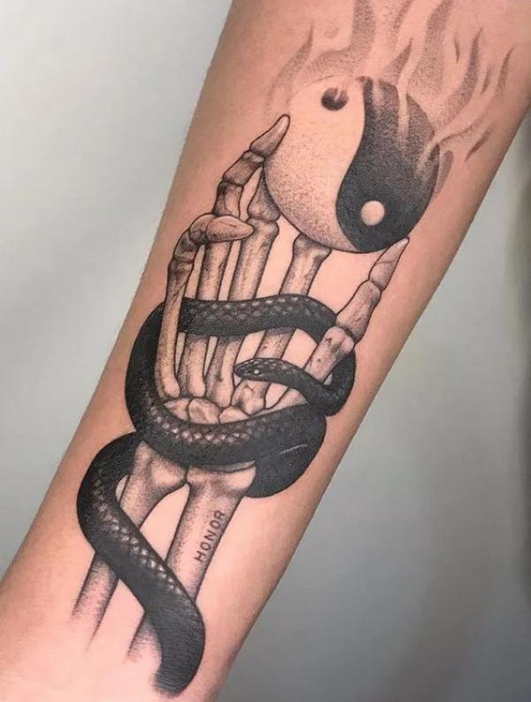 60 Skeleton Hand Tattoo Ideas with Meaning