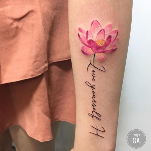 125 Elegant Lotus Tattoo Designs with Meaning