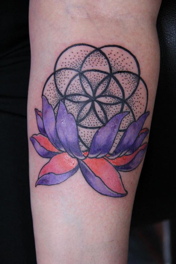 125 Elegant Lotus Tattoo Designs with Meaning
