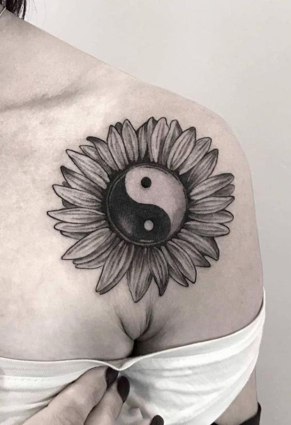 180 Inspirational Sunflower Tattoos with Meaning